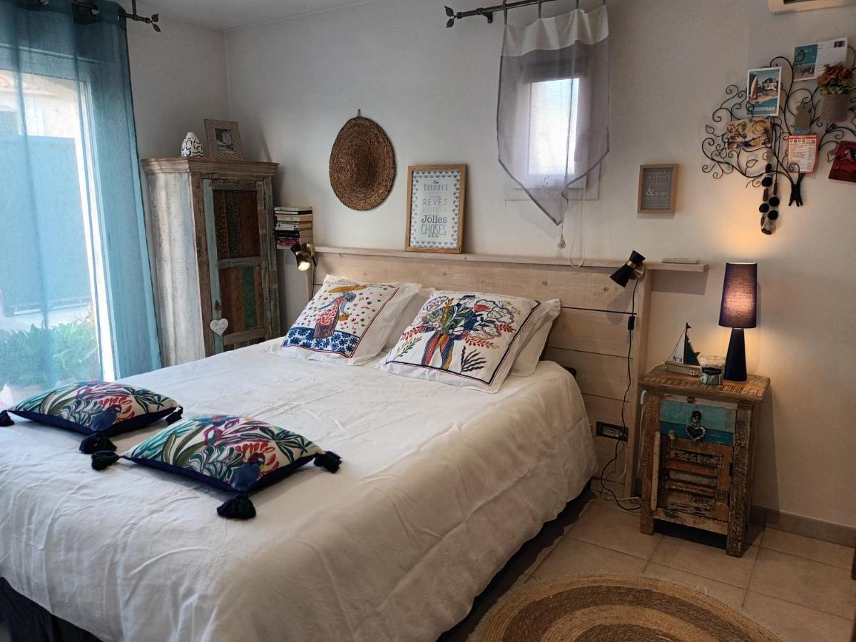 Jolie Villa Lalou Cote D'Azur Trois Chambres เฟรฌูส ภายนอก รูปภาพ