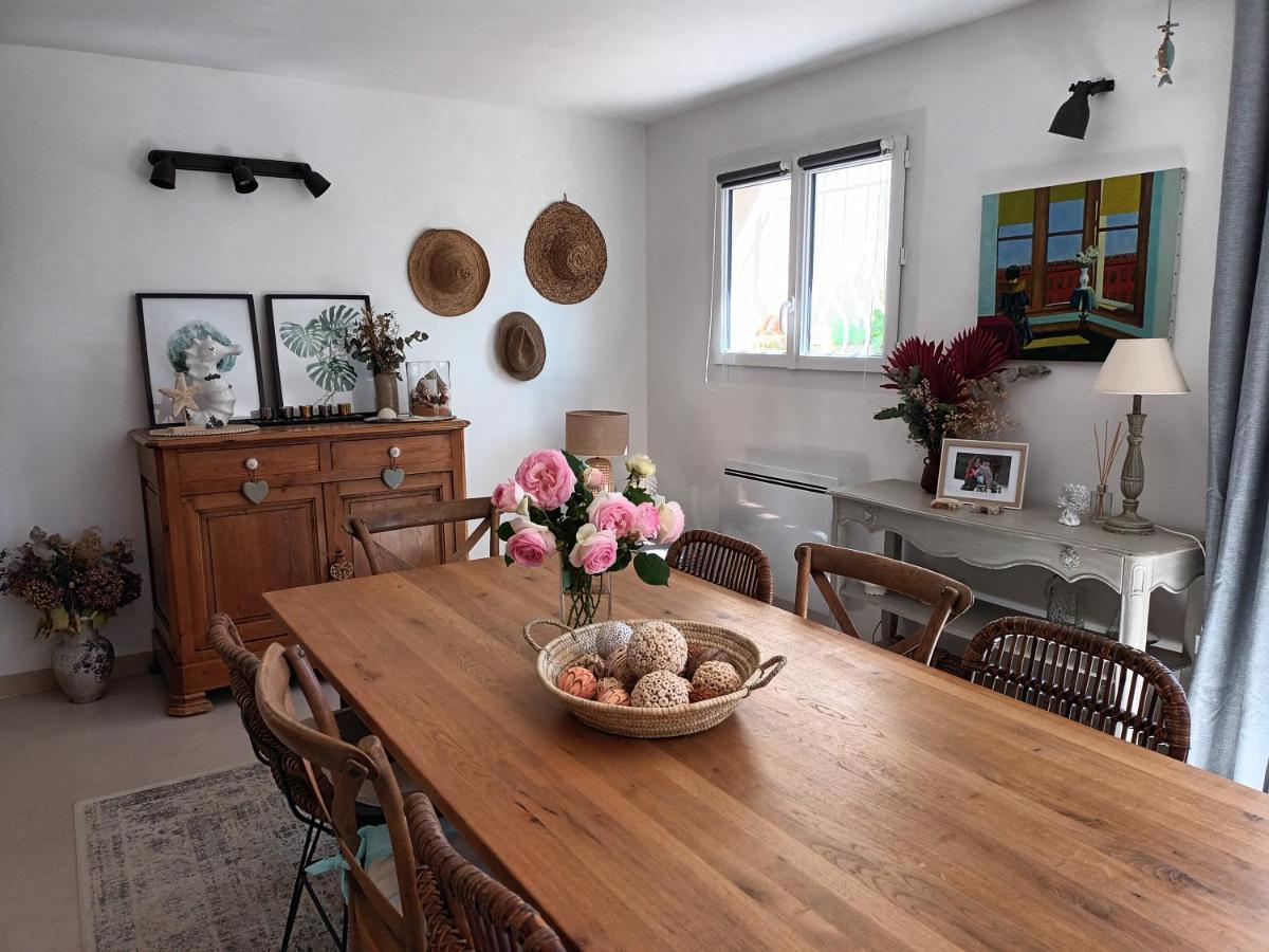Jolie Villa Lalou Cote D'Azur Trois Chambres เฟรฌูส ภายนอก รูปภาพ