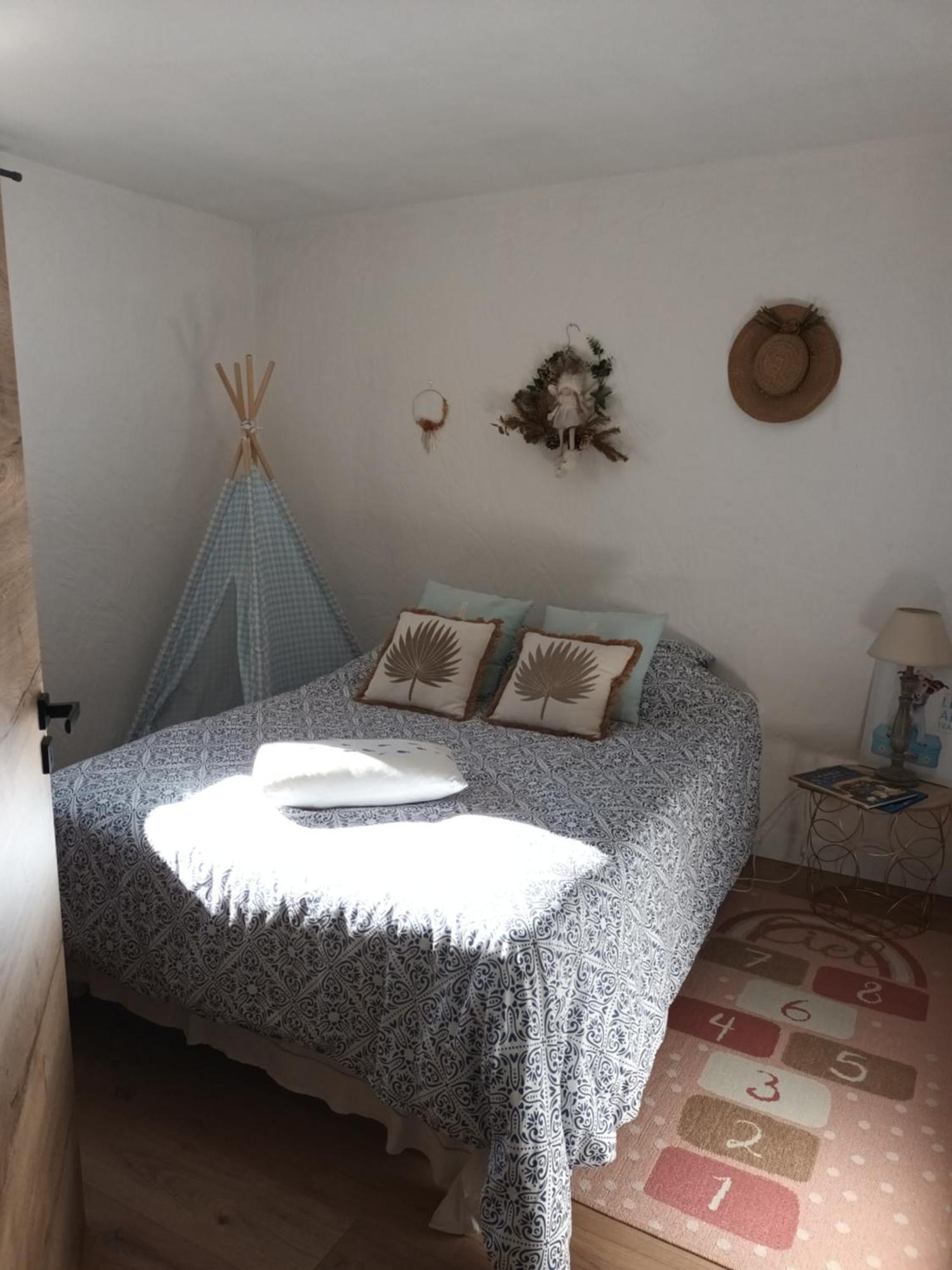 Jolie Villa Lalou Cote D'Azur Trois Chambres เฟรฌูส ภายนอก รูปภาพ