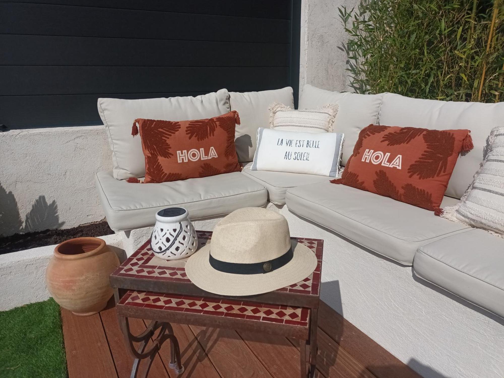 Jolie Villa Lalou Cote D'Azur Trois Chambres เฟรฌูส ภายนอก รูปภาพ